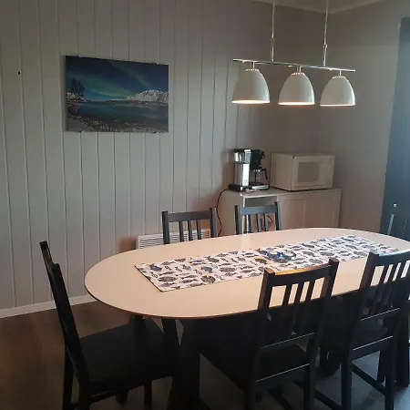Fjordferie Apartmán Sjursnes
